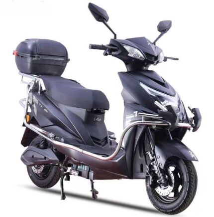Electric scooter for easy commuting 1200W motor, 72V 35Ah battery, 100Km range for sales