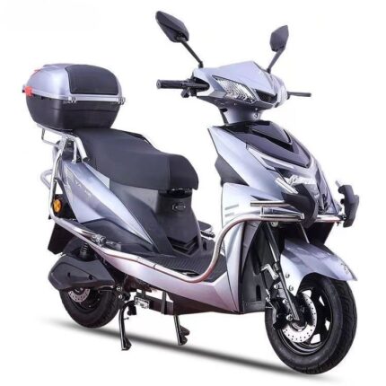 Electric scooter for easy commuting 1200W motor, 72V 35Ah battery, 100Km range for sales